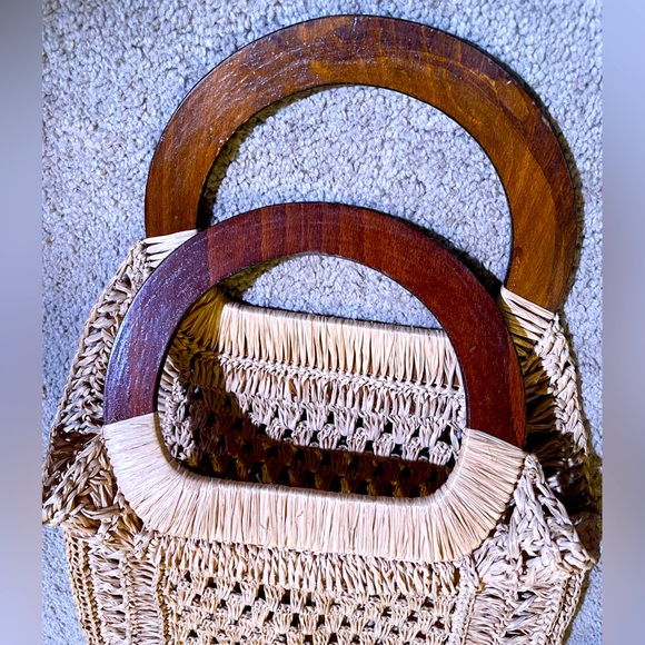 Vintage 1970s macrame straw and wood bag boho groceries - Picture 5 of 6